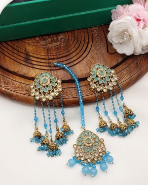 EARING AND MATCHING TIKKA