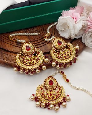 EARING AND MATCHING TIKKA