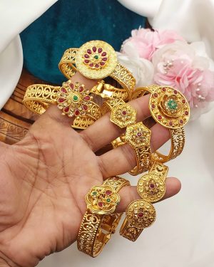 BANGALES SET (RAJWARI)